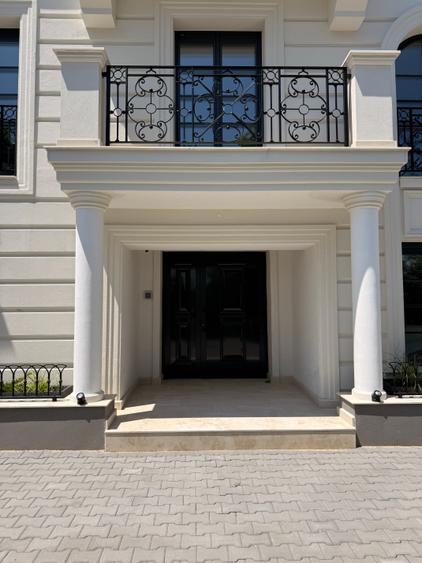 Apartament cu 3 camere în Băneasa