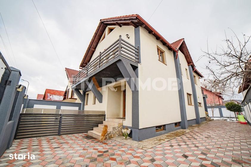 Casă cu 5 camere cu Teren 300 Mp în Sânpetru