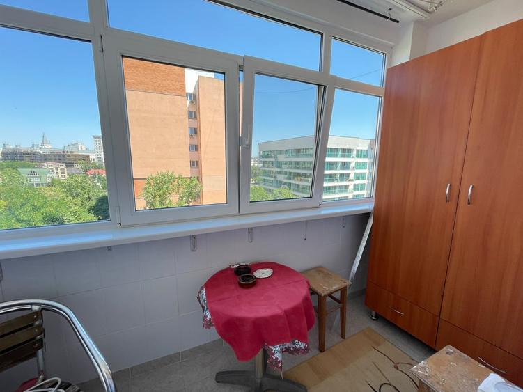 Apartament cu 2 camere decomandat, mobilat în Podu Roș
