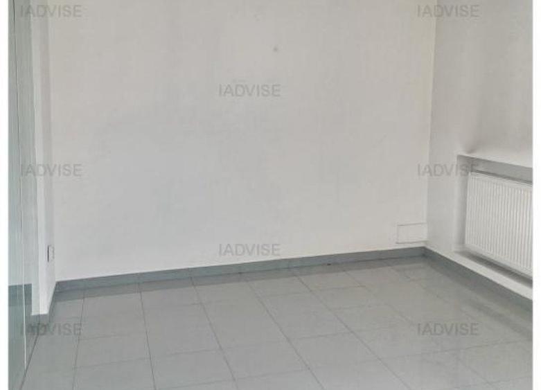 Spațiu industrial, de 1,120 mp, în Tractorul