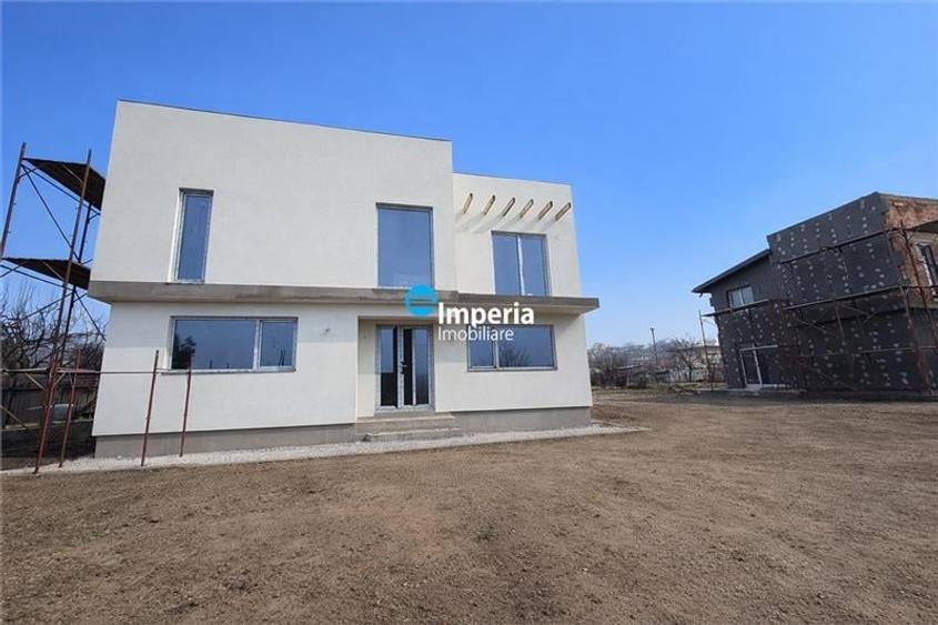 Casă individuală cu 4 camere cu Teren 500 Mp în Dorobanți