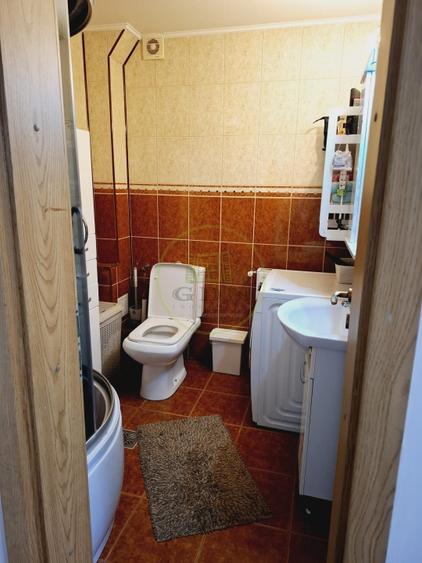 Duplex cu 4 camere cu Garaj în Florilor
