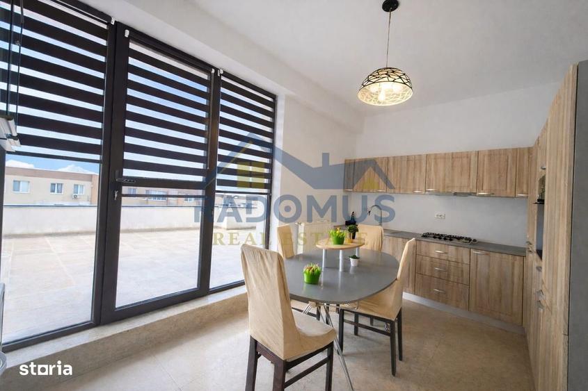 Apartament cu 3 camere, mobilat în 9 Mai