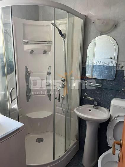 Casă individuală cu 5 camere cu Canalizare în Giulești