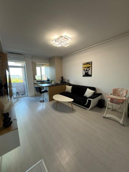 Apartament cu 2 camere semidecomandat în Central