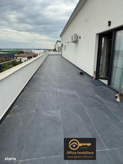 Apartament cu 3 camere semidecomandat în Central