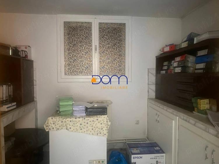 Spațiu comercial, de 60 mp, în Central