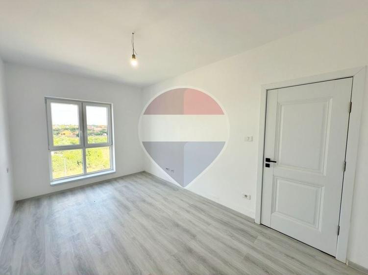 Apartament cu 2 camere decomandat în Grădiște