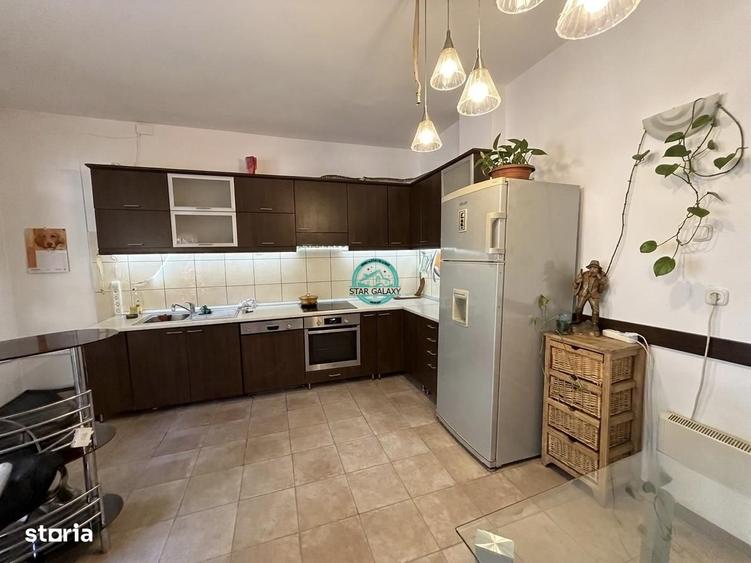 Casă cu 4 camere în Central