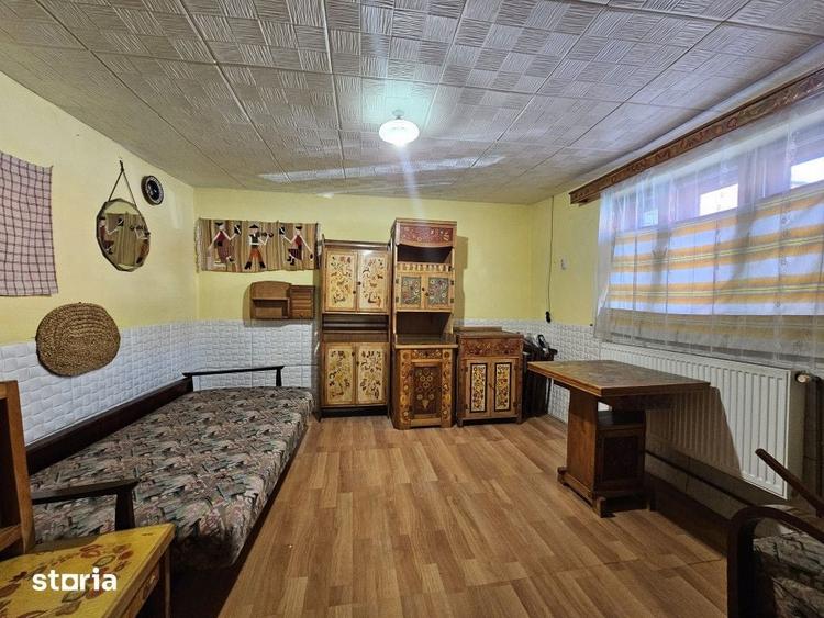 Casă cu 2 camere cu Teren 130 Mp în Plopilor