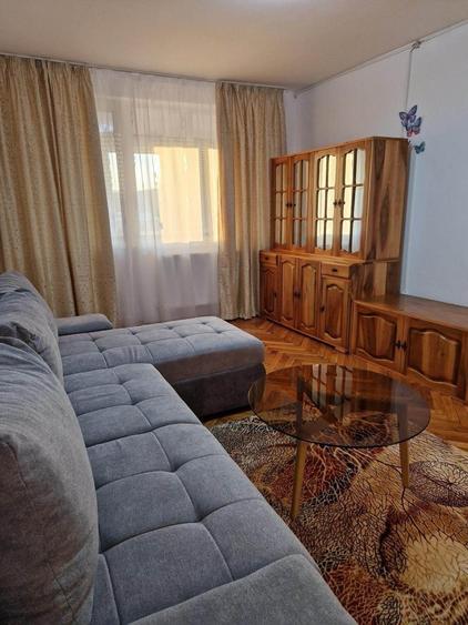 Apartament cu 2 camere decomandat în Exterior Vest