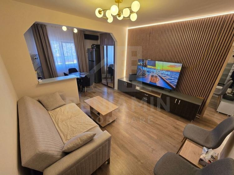 Apartament cu 3 camere semidecomandat, mobilat în Noua