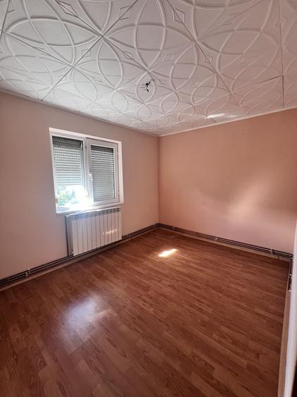 Apartament cu 2 camere decomandat în Micro 6