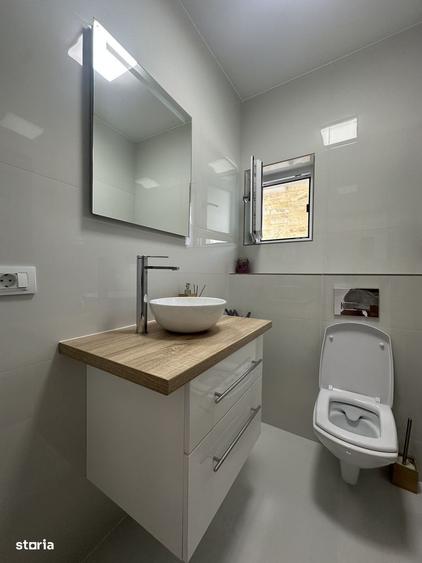 Casă cu 4 camere cu Teren 600 Mp în Strejnicu