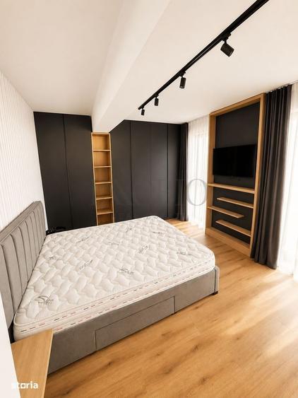 Apartament cu 4 camere, mobilat în Central