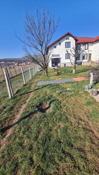 Duplex cu 5 camere cu Teren 576 Mp în Cetate