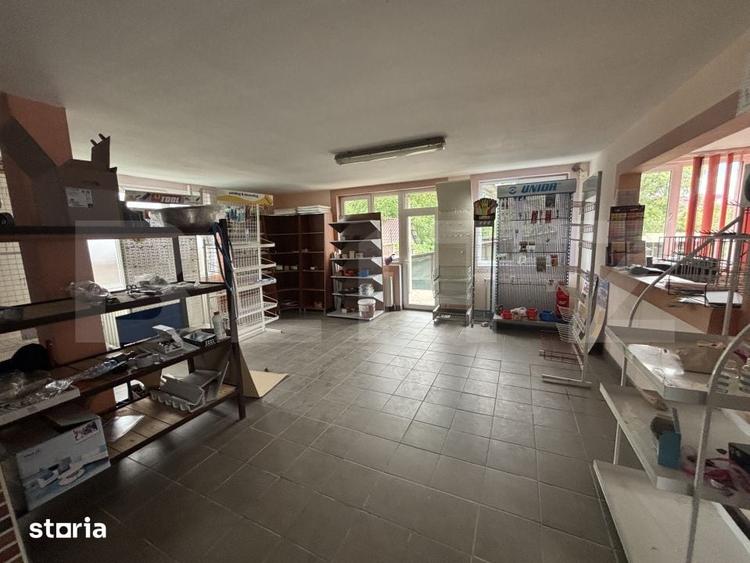 Casă cu 9 camere cu Teren 740 Mp în Central
