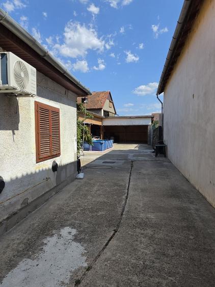 Casă cu 3 camere în Central