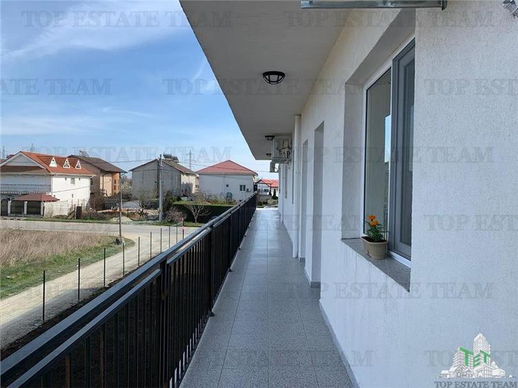 Casă individuală cu 17 camere cu Teren 796 Mp în Central