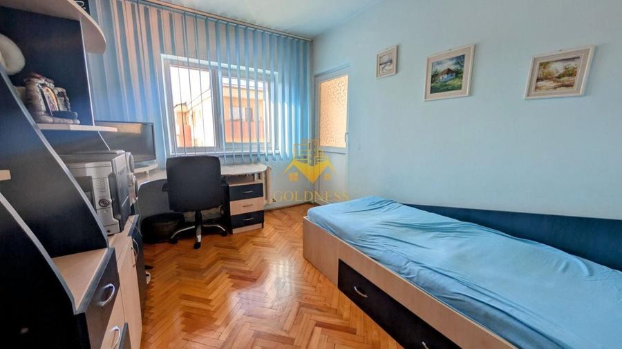 Apartament cu 3 camere decomandat, mobilat în Mănăștur