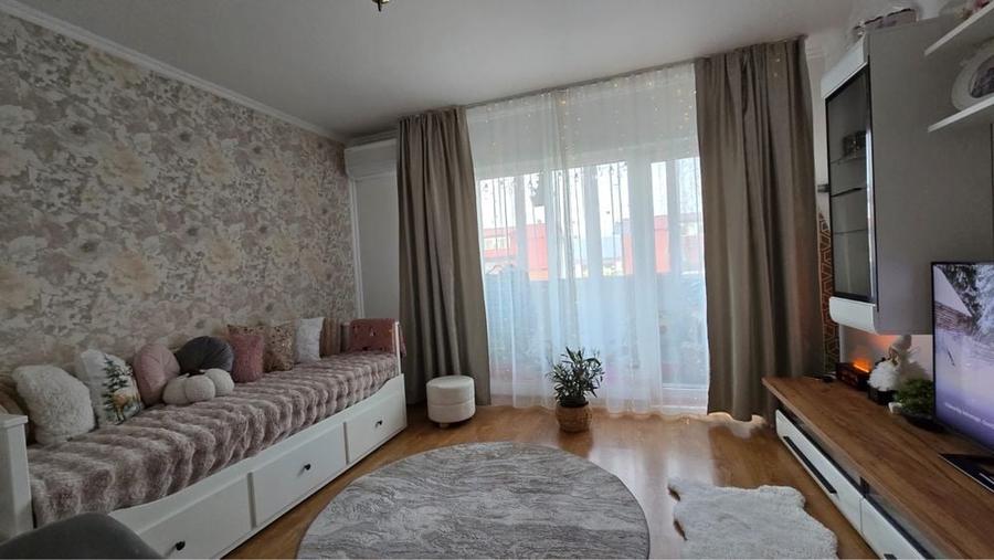 Apartament cu 2 camere decomandat în Florești
