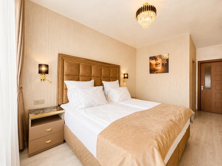 Apartament cu 2 camere decomandat, mobilat în Tractorul — fotografia 1