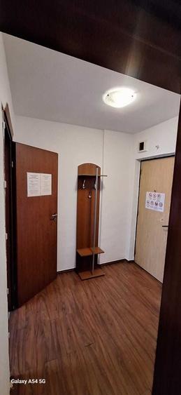 Apartament cu 3 camere decomandat în Grivița