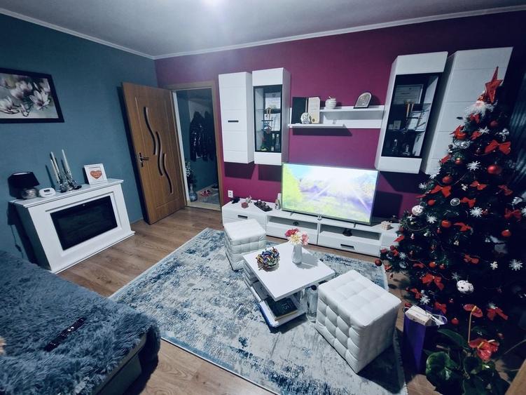 Apartament cu 2 camere decomandat în Sud