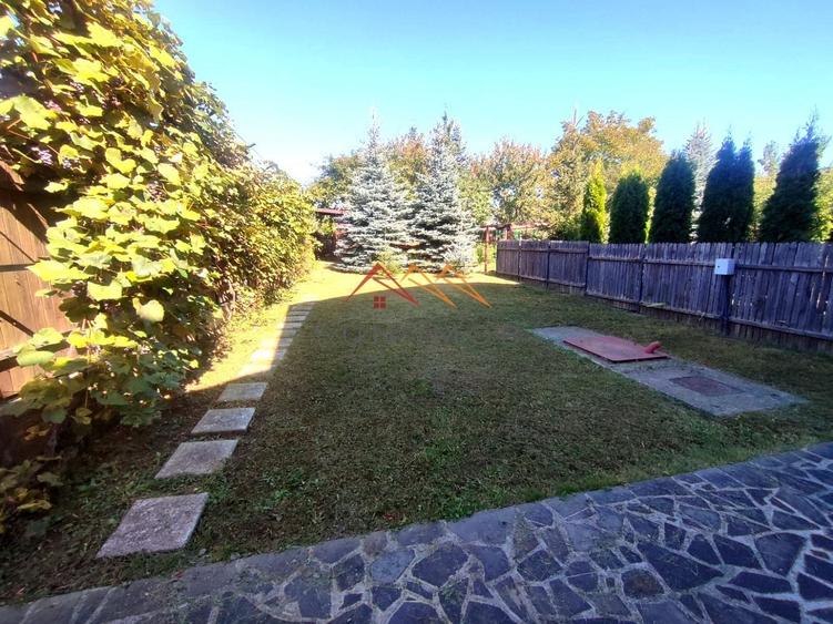 Casă individuală cu 2 camere cu Canalizare în Mușcel