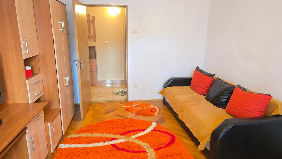 Vand apartament 2 camere cu intrari separate in Deva, Al. Jiului, mobilat - 2