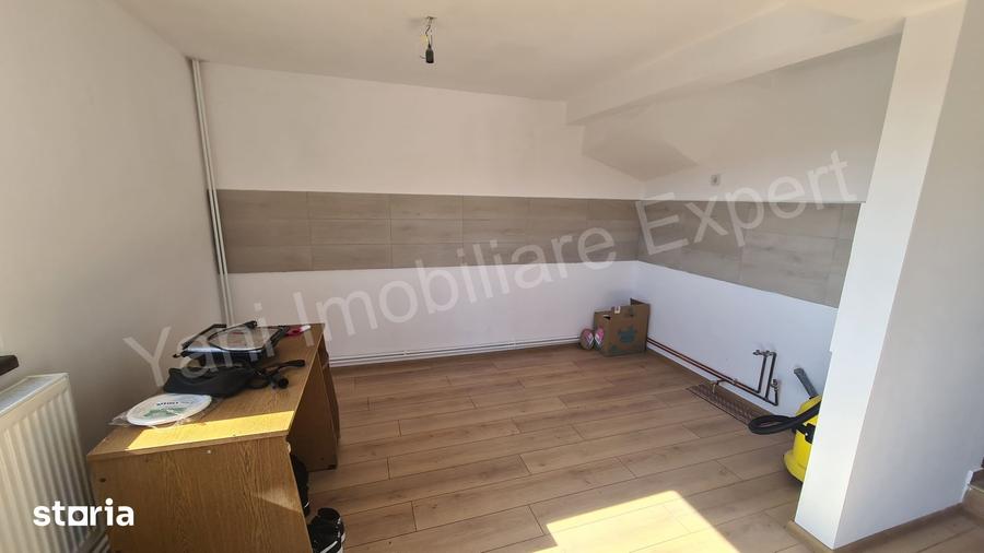 Casă cu 3 camere cu Teren 3582 Mp în Corbi