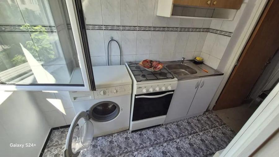 Garsonieră semidecomandată în Tineretului