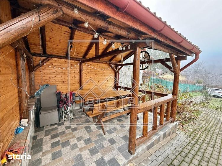 Casă cu 4 camere cu Teren 501 Mp în Sadu