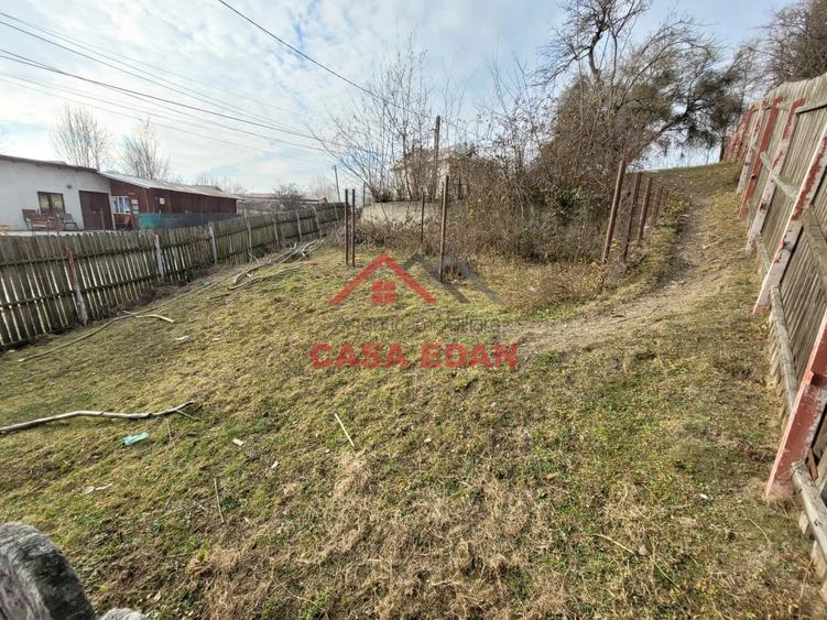 Teren Construcții intravilan de 688 mp, în Periferie