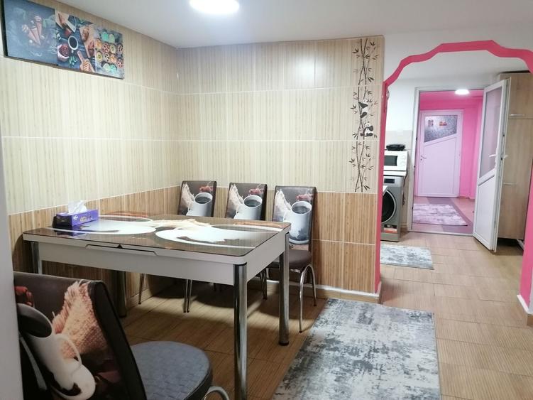 Apartament cu 2 camere decomandat în Drumul Carului