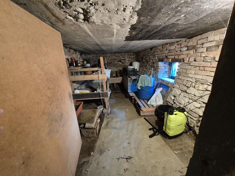 Casă cu 3 camere în Lechința