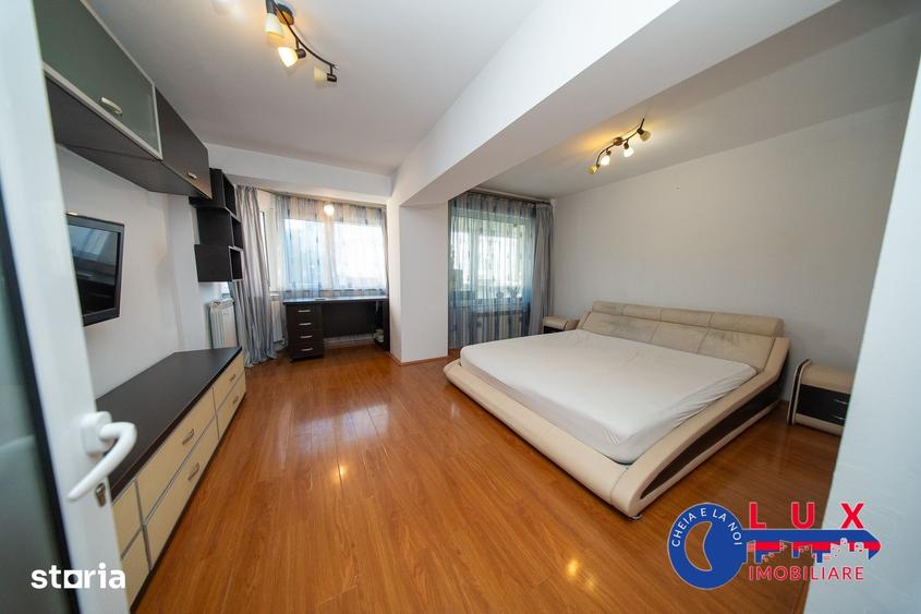 Apartament cu 3 camere decomandat în Babadag