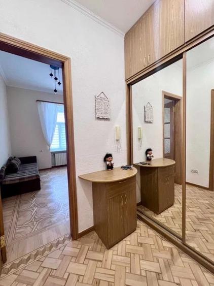 Apartament cu 2 camere decomandat în Chitila