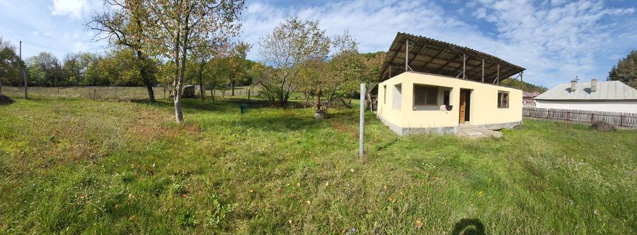 Casă individuală cu 2 camere cu Teren 4300 Mp în Ciomăgești