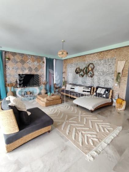 Apartament cu 3 camere semidecomandat, mobilat în Europa