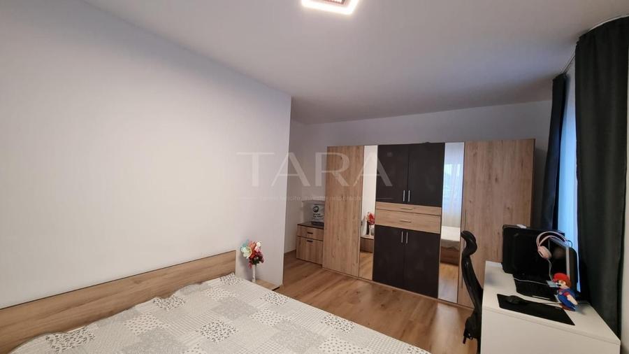 Apartament cu 3 camere decomandat în Florești