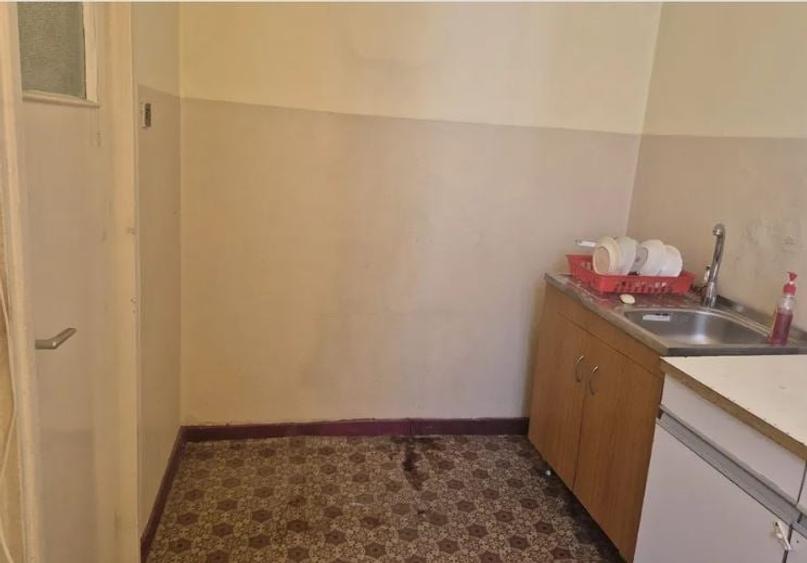 Apartament cu 2 camere semidecomandat, mobilat în Pantelimon