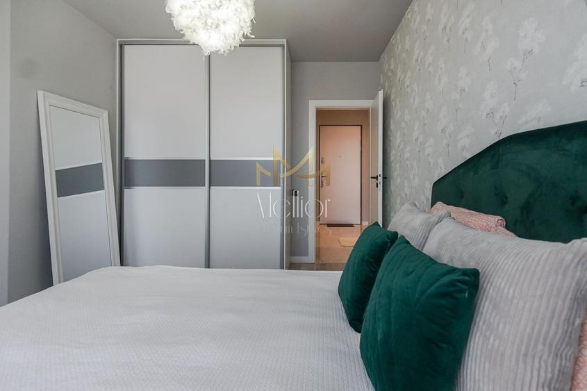 Apartament cu 3 camere semidecomandat, mobilat în Zorilor