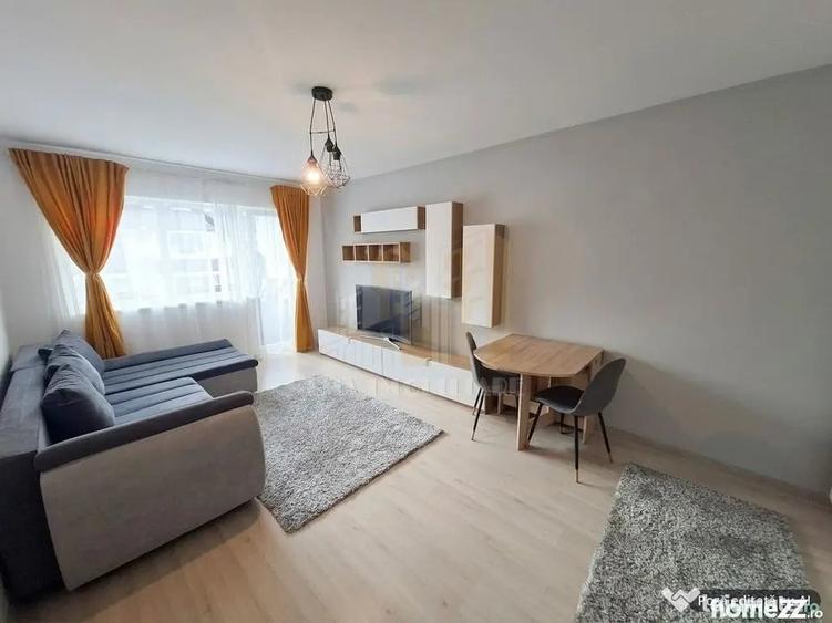 Apartament cu 2 camere decomandat în Sânpetru