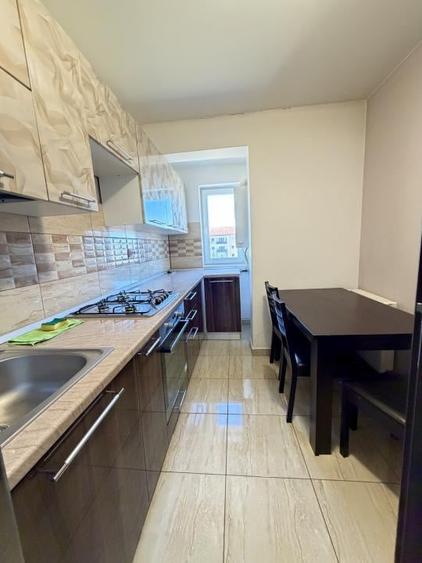Apartament cu 3 camere în Florești