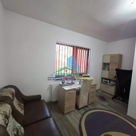 Casă cu Teren 790 Mp în Vest