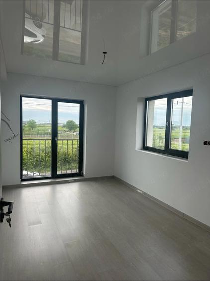 Casă cu 3 camere cu Teren 220 Mp în Dărăști-Ilfov