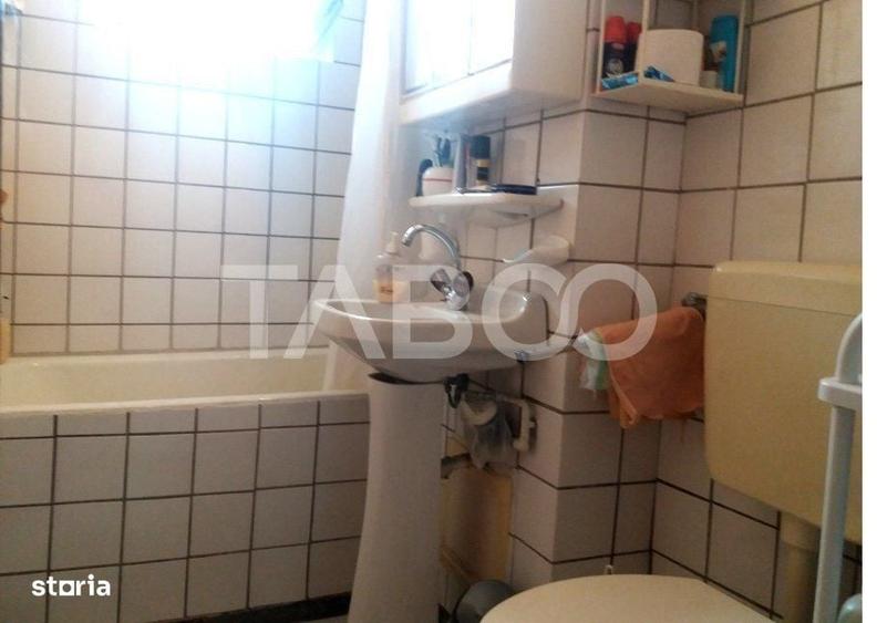 Apartament 42 mp 2 camere cu balcon etaj 2 zona Profi Cisnadie Sibiu - 5