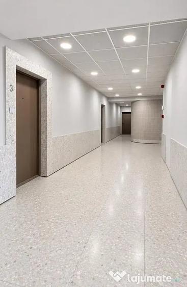 Apartament cu 2 camere decomandat în Băneasa