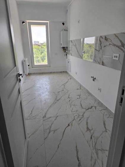 Apartament cu 3 camere decomandat în Lacul Morii